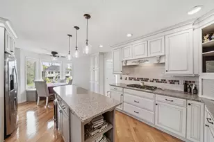 300 Trappers Pass, Chanhassen, MN 55317 - Photo 10