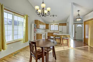 23712 Belle Ct, Hampton, MN 55031 - Photo 10