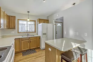 23712 Belle Ct, Hampton, MN 55031 - Photo 6