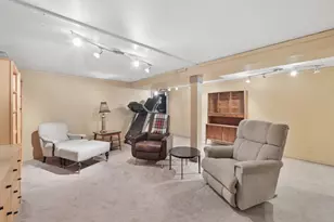 5929 Queen Ave S, Minneapolis, MN 55410 - Photo 24
