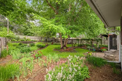 5929 Queen Avenue S, Minneapolis, MN 55410 - Photo 12