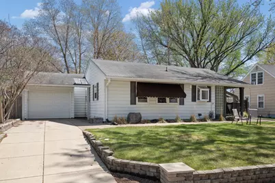 5929 Queen Avenue S, Minneapolis, MN 55410 - Photo 2
