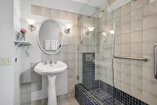 5929 Queen Ave S, Minneapolis, MN 55410 - Photo 22