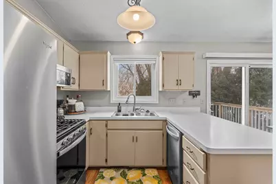 533 Innsbruck Drive, Chaska, MN 55318 - Photo 12