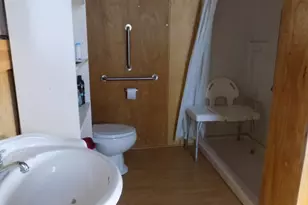 913 Gary St, Calumet, MN 55716 - Photo 6