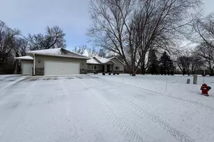 304 Lynsee Ln, Montevideo, MN 56265 - Photo 86