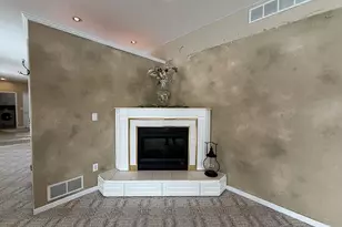 304 Lynsee Ln, Montevideo, MN 56265 - Photo 16