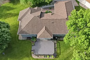 304 Lynsee Ln, Montevideo, MN 56265 - Photo 6