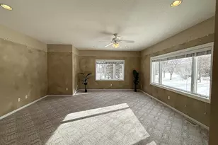 304 Lynsee Ln, Montevideo, MN 56265 - Photo 12