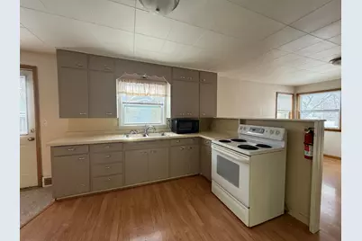 2316 Calihan Avenue NE, Bemidji, MN 56601 - Photo 4