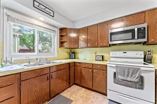 1212 S Grove Ave, Owatonna, MN 55060 - Photo 16