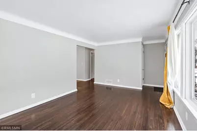 1084 Edgewater Avenue, Shoreview, MN 55126 - Photo 6