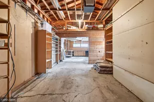 1084 Edgewater Ave, Shoreview, MN 55126 - Photo 26