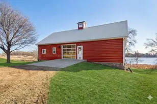 12141 Tripp Ave, Fulda, MN 56131 - Photo 2