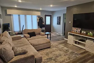 311 Smith Dr, Redwood Falls, MN 56283 - Photo 6