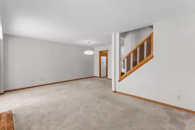 192 Bridlewood Drive, Saint Paul, MN 55119 - Photo 4