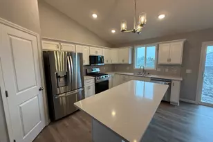 2826 Ivory Ave NE, Saint Michael, MN 55376 - Photo 4