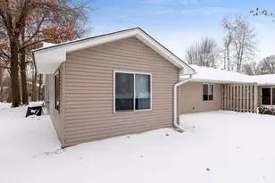 10511 Redwood St NW, Coon Rapids, MN 55433 - Photo 18
