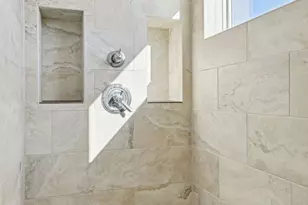 2717 Edgewater Bay, Woodbury, MN 55125 - Photo 54