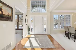 2717 Edgewater Bay, Woodbury, MN 55125 - Photo 10