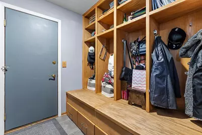 3704 Pineview Drive, Vadnais Heights, MN 55127 - Photo 10