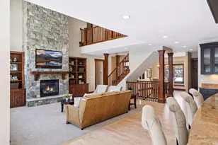 2655 Cottage Grove Pl, Woodbury, MN 55129 - Photo 32