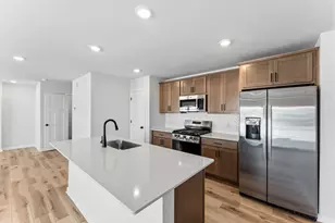 1055 Adamstown Dr, Rosemount, MN 55068 - Photo 2