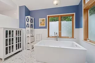 91 Forest Dale Rd, Minneapolis, MN 55410 - Photo 16