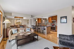 3709 W 104th St, Bloomington, MN 55431 - Photo 4