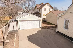 611 Broadway St NE, Minneapolis, MN 55413 - Photo 42