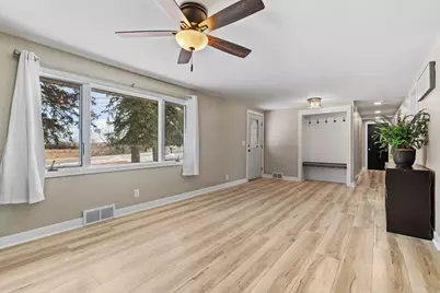 639 Main Street S, Lonsdale, MN 55046 - Photo 8