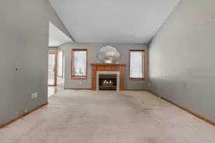 6600 Founders Pkwy, Brooklyn Park, MN 55445 - Photo 10