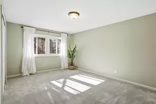 221 River Woods Ln, Burnsville, MN 55337 - Photo 12