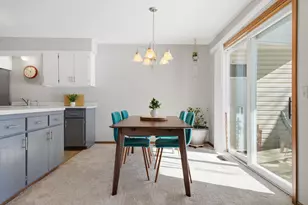 4340 Buckingham Ct, Vadnais Heights, MN 55127 - Photo 8