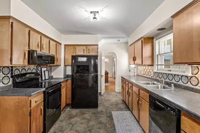 346 McKinley Avenue, Eau Claire, WI 54701 - Photo 10