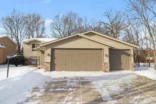 710 Ironwood Ave NE, New Prague, MN 56071 - Photo 2