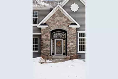 1102 Sommers Street N, Hudson, WI 54016 - Photo 2