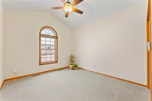 2325 Valleyhigh Dr NW, Rochester, MN 55901 - Photo 10