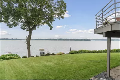 2255 S Shore Boulevard, White Bear Lake, MN 55110 - Photo 6