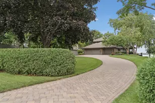 2255 S Shore Blvd, White Bear Lake, MN 55110 - Photo 2