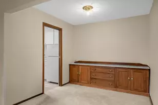 4380 Brookside Ct, Edina, MN 55436 - Photo 12