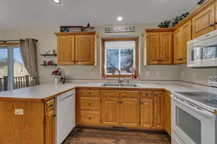 945 Sundance Ct, Sartell, MN 56377 - Photo 10