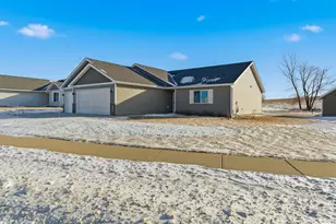 725 Northwood Dr, Janesville, MN 56048 - Photo 28