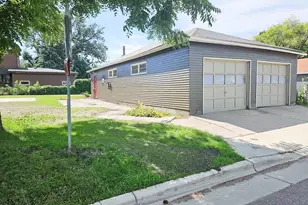 721 Labree Ave N, Thief River Falls, MN 56701 - Photo 4