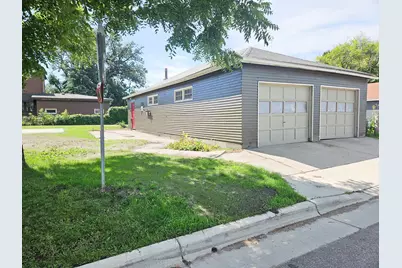 721 Labree Avenue N, Thief River Falls, MN 56701 - Photo 32
