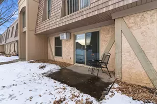 929 11th Ave S, Hopkins, MN 55343 - Photo 6