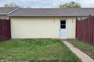 2002 Arkwright St, Maplewood, MN 55117 - Photo 22