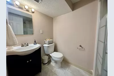 2002 Arkwright Street, Maplewood, MN 55117 - Photo 16