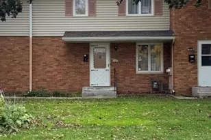 2002 Arkwright St, Maplewood, MN 55117 - Photo 20