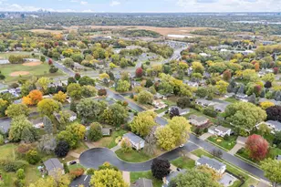 9912 Little Rd, Bloomington, MN 55437 - Photo 38